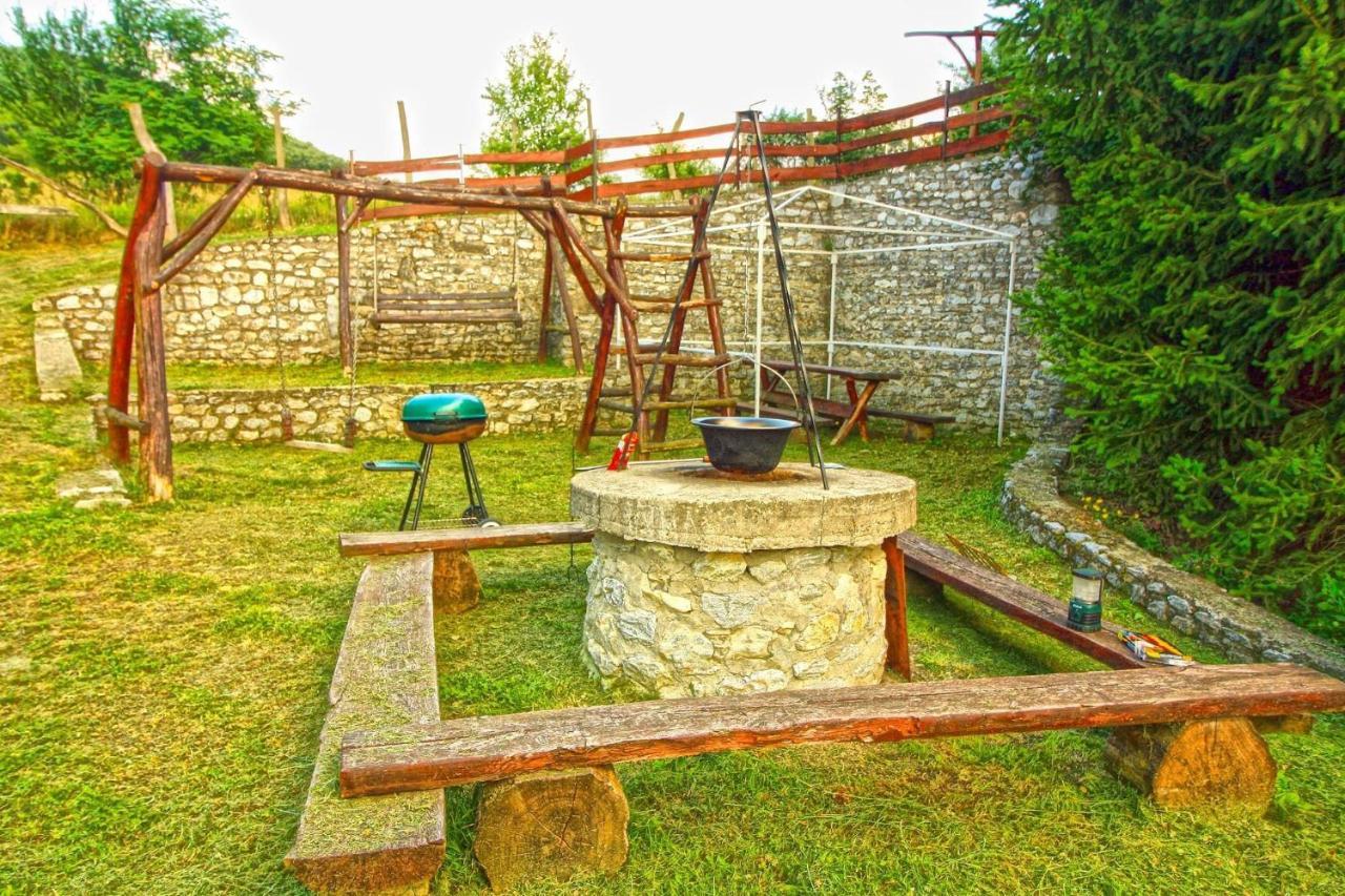 Horváth Vendégház Monosbel Exterior foto